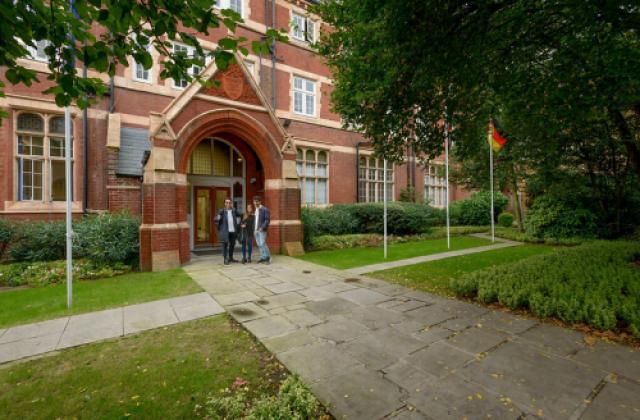 ESCP欧洲高等商学院解读就业市场的新侧重:团队与实践