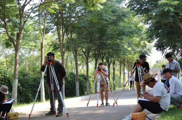 该不该报考云南城市建设职业学院