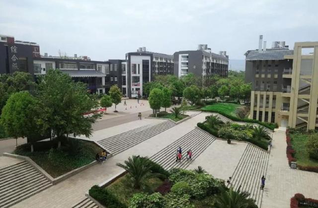 云南城市建设职业学院为什么是受到这么多学生的欢迎