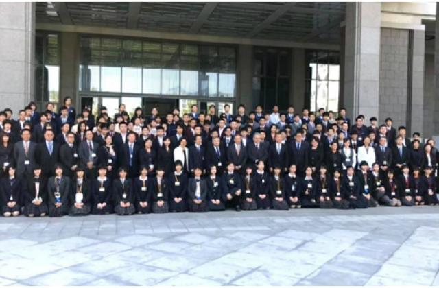 永旺“中日小大使”相会,一衣带水心意相通