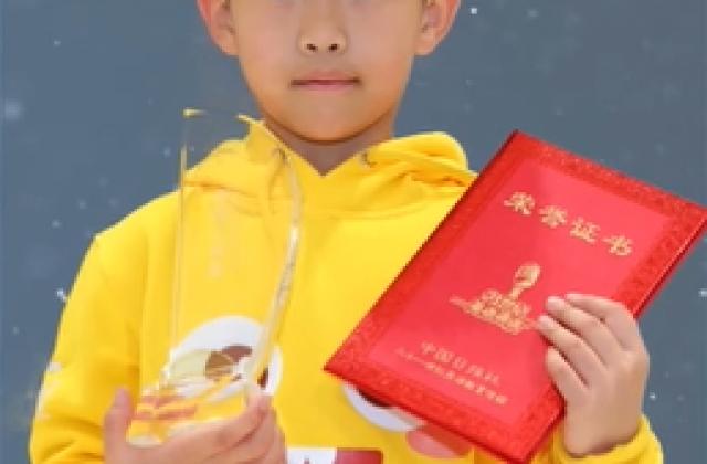 7岁男孩竟达到高中英语水平 他的学习诀窍到底是什么?