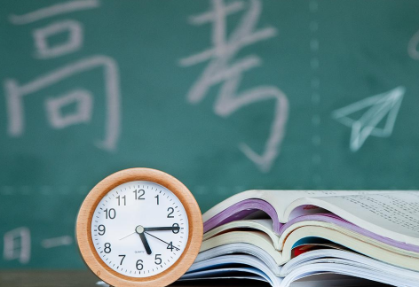 高考失利莫灰心,加拿大Cestar高中高考留学直通车给你更好的选择