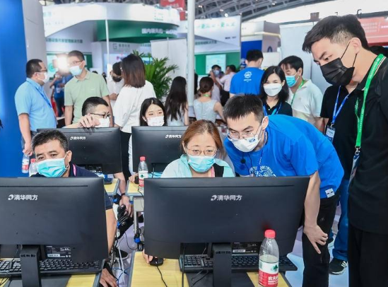 统信教育发布高校信创实训室解决方案 助力教育数字化高质量发展 