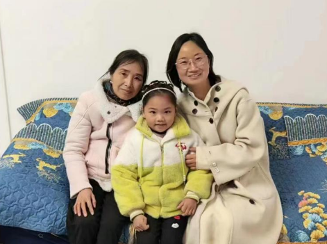 情暖童心,携爱同行——关爱留守儿童家访活动