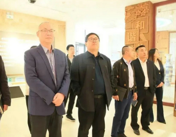 统信软件与衡水中学签署战略合作协议,共同打造教育信创应用示范基地
