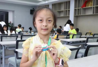 手工教学激潜能,共绘教育新篇章
